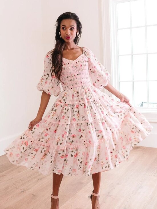 Ivy City Co Dresses & Skirts - NWT Ivy City Co Pink Floral Smocked Roselyn Midi Dress XS